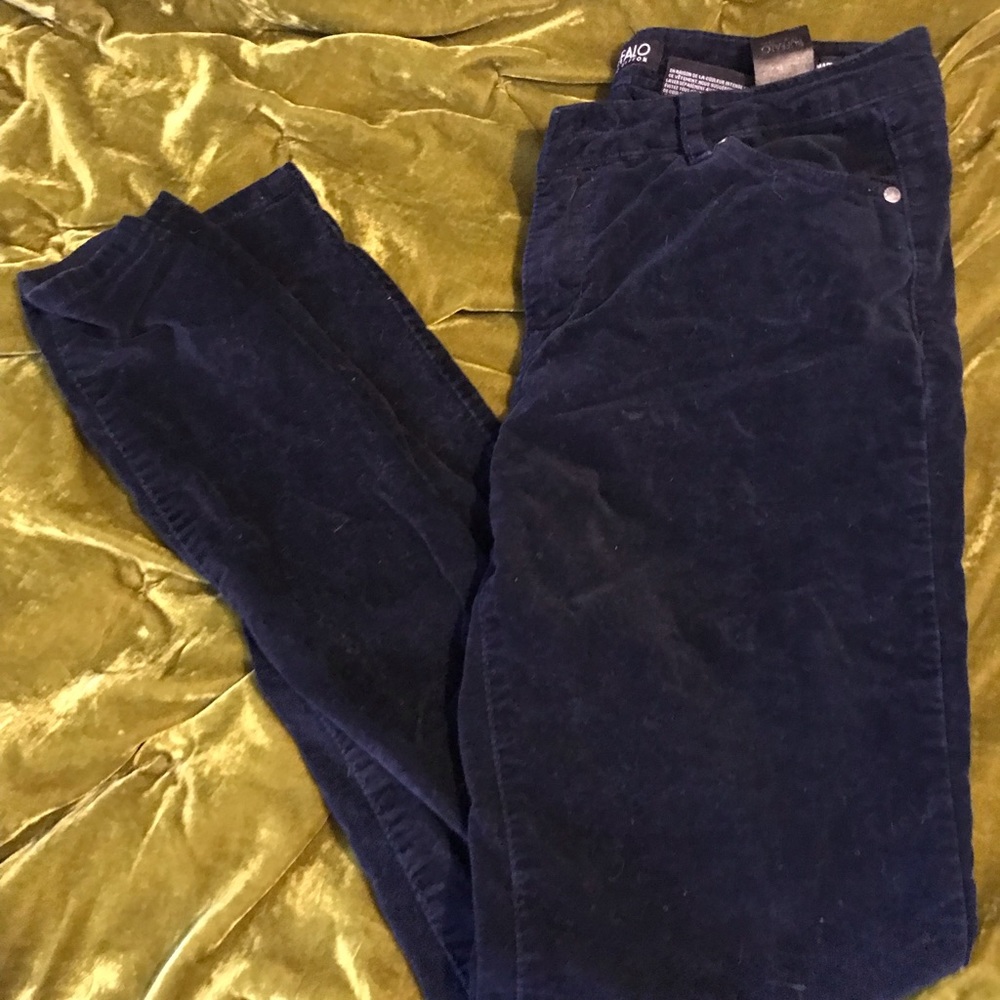 Size 8 navy velvet pants